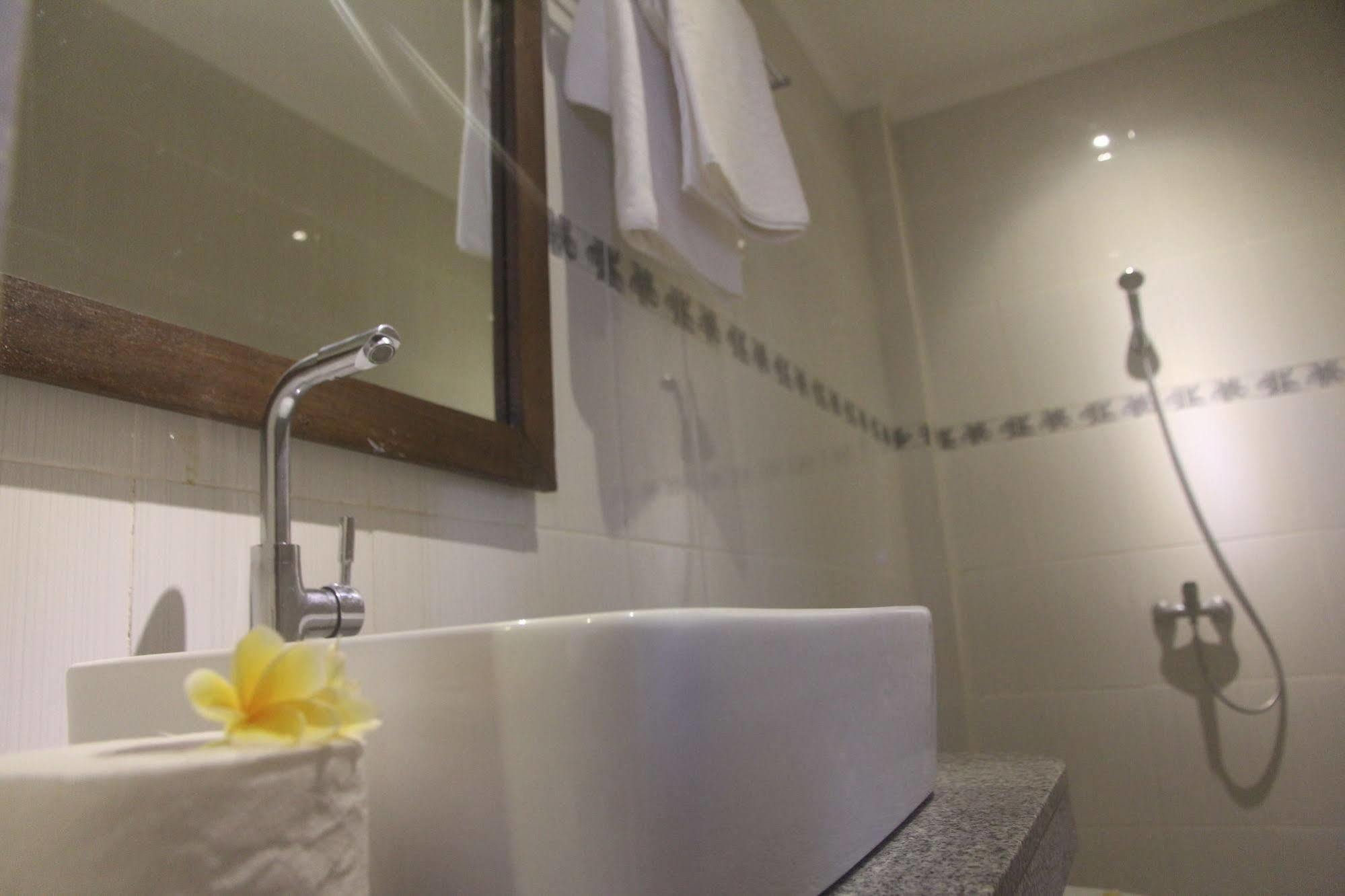 D'Camel Hotel Lembongan Dış mekan fotoğraf